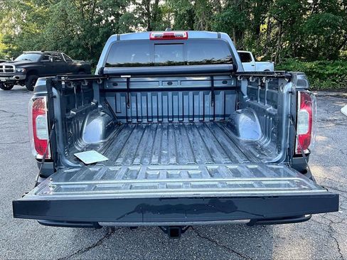 Used 2020 GMC Canyon SLE w/ Elevation Edition AWD/4WD image 29
