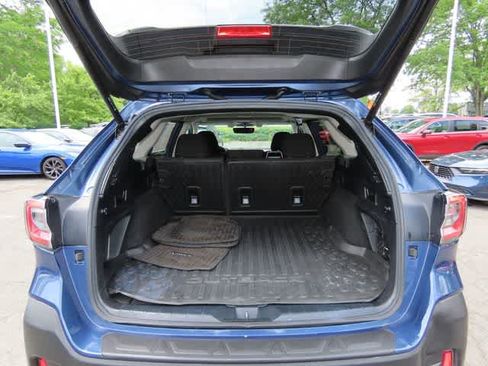Used 2020 Subaru Outback Premium AWD/4WD image 11