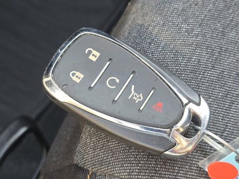 Used 2024 Chevrolet Equinox LT image 31