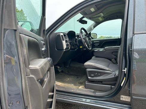 Used 2018 Chevrolet Silverado 1500 LT w/ All Star Edition AWD/4WD image 8