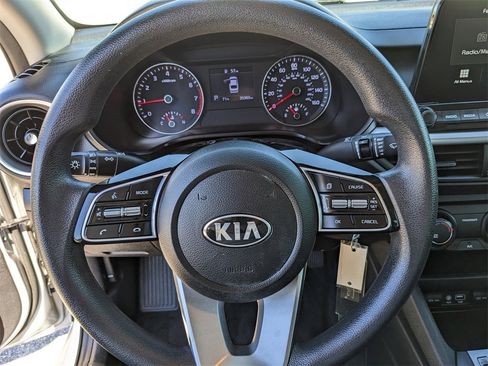 Certified 2021 Kia Forte LXS image 27