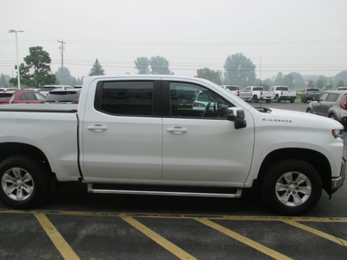 Used 2021 Chevrolet Silverado 1500 LT w/ Bed Protection Package AWD/4WD image 6