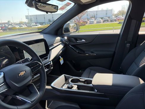 New 2026 Chevrolet Equinox LT w/ Safety and Technology Package AWD/4WD image 51