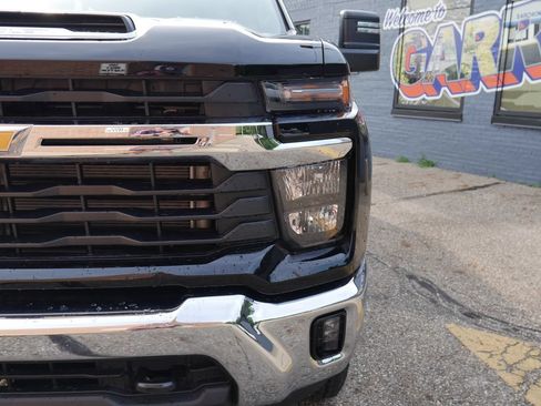 New 2026 Chevrolet Silverado 2500 LT AWD/4WD image 3