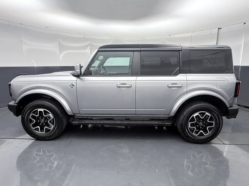 Used 2024 Ford Bronco Outer Banks AWD/4WD image 4