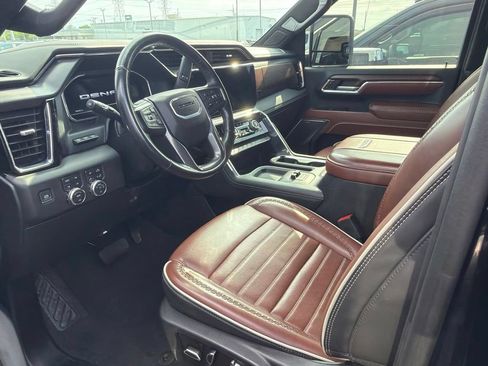 Used 2024 GMC Sierra 2500 Denali Ultimate AWD/4WD image 10