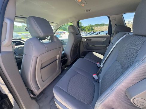 Used 2013 Chevrolet Traverse LS FWD image 19