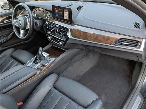 Used 2017 BMW 540i RWD image 23
