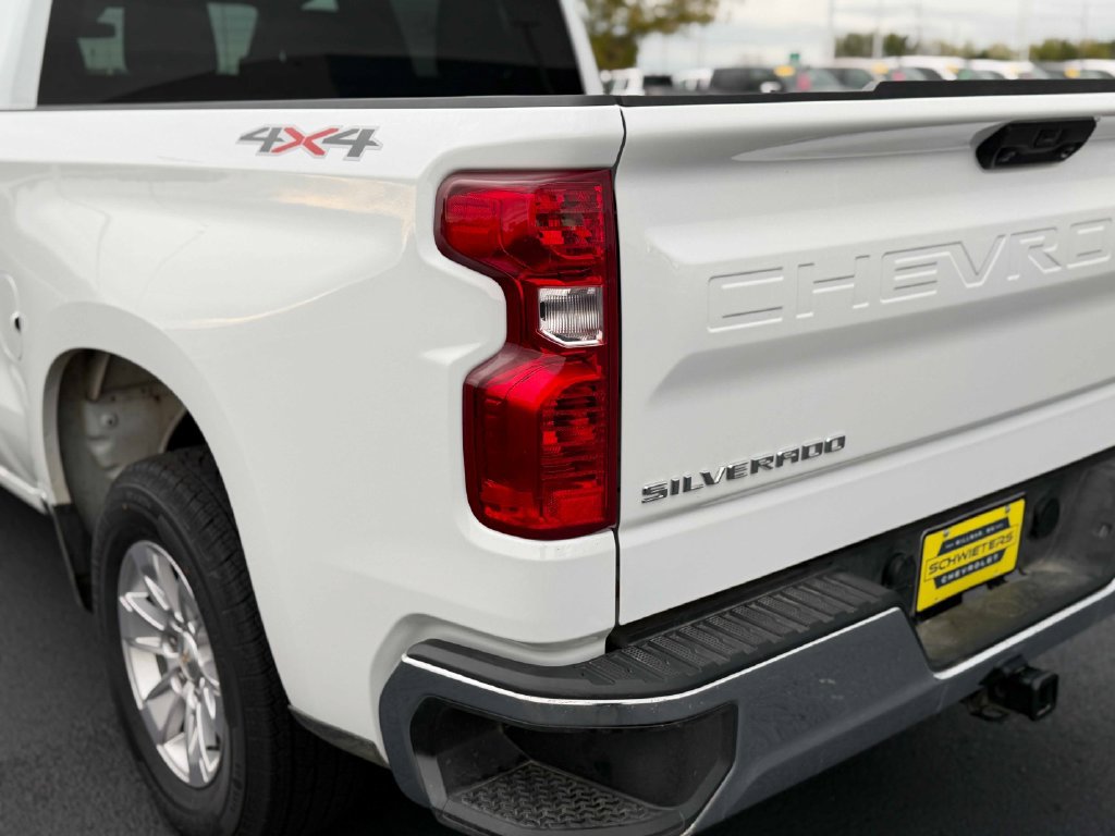 Used 2026 Chevrolet Silverado 1500 LT AWD/4WD image 10
