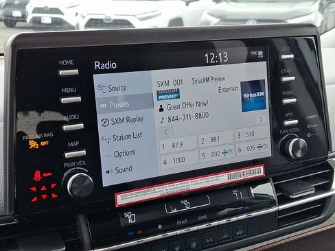 Used 2024 Toyota Sienna LE image 18