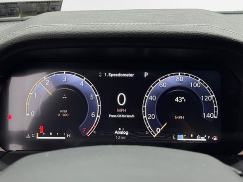 New 2025 Jeep Grand Cherokee L Limited w/ Black Appearance Package image 13