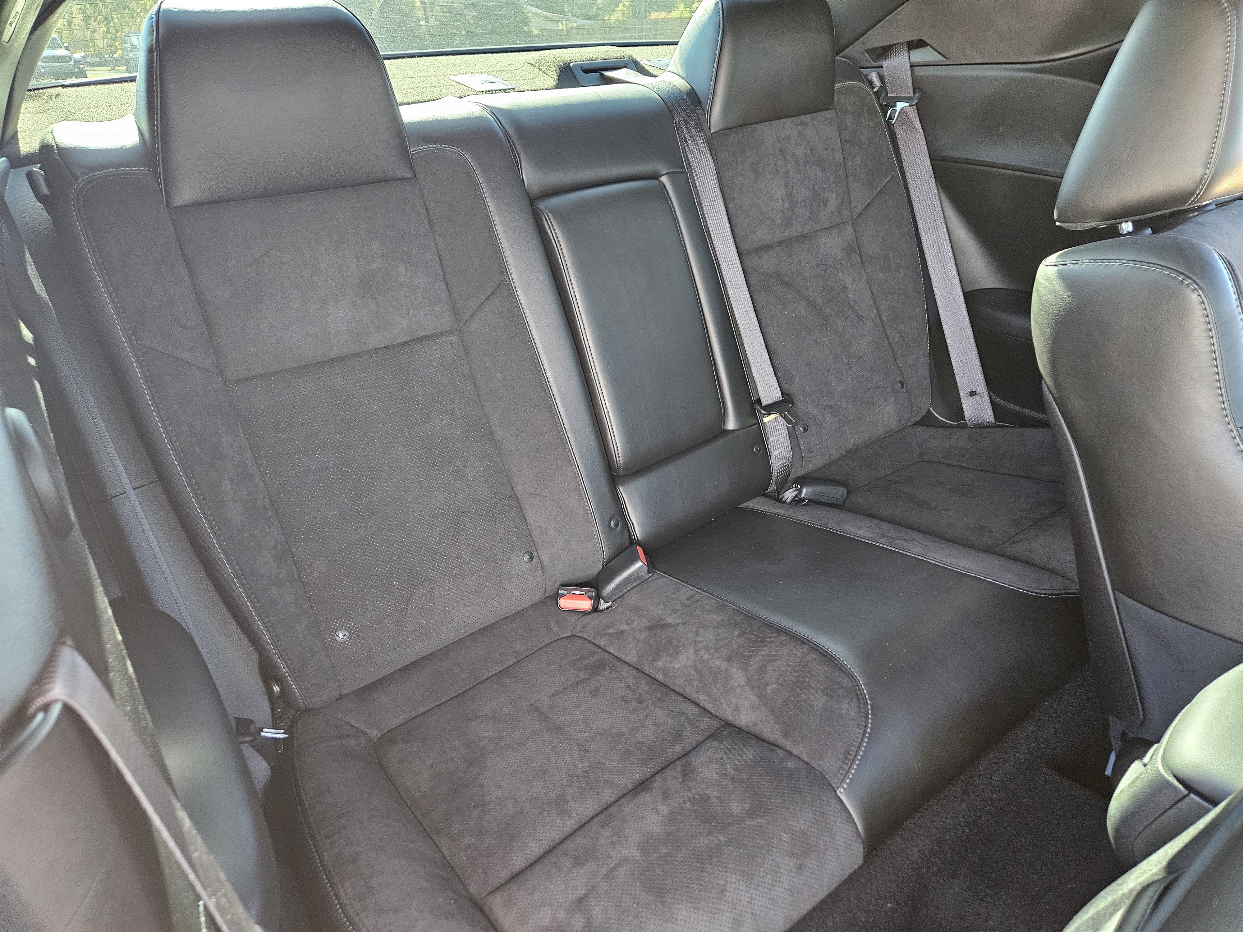 Used 2022 Dodge Challenger R/T w/ Plus Package RWD image 18