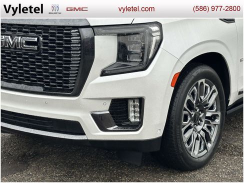 Certified 2023 GMC Yukon Denali Ultimate image 6