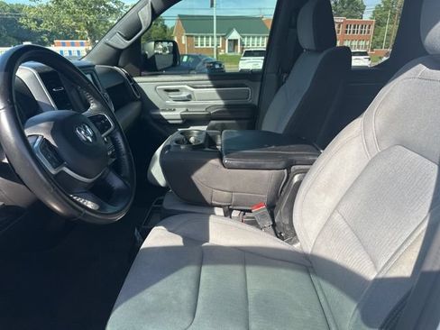 Used 2022 RAM 1500 Big Horn AWD/4WD image 16