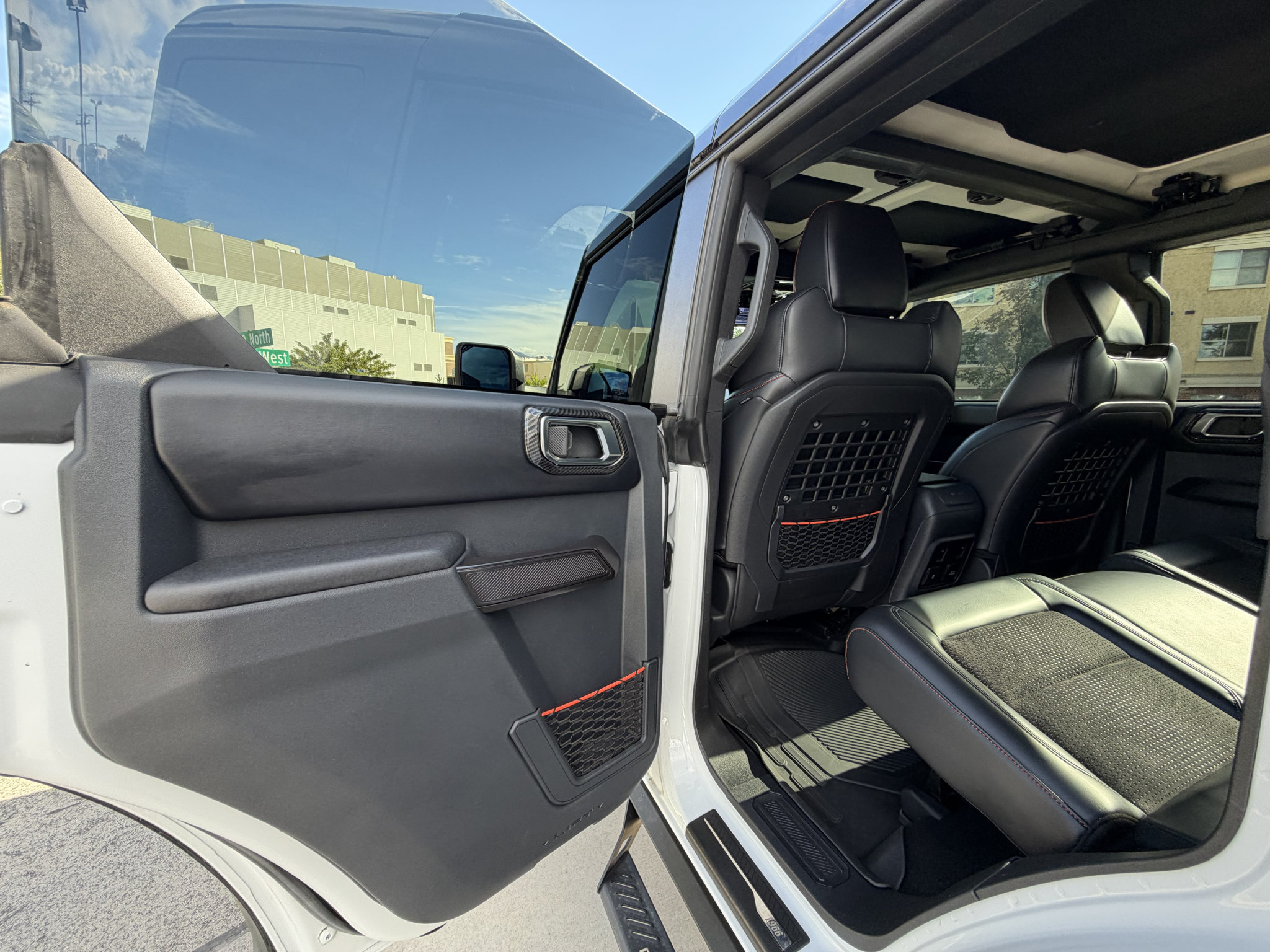 Used 2024 Ford Bronco Raptor AWD/4WD image 16