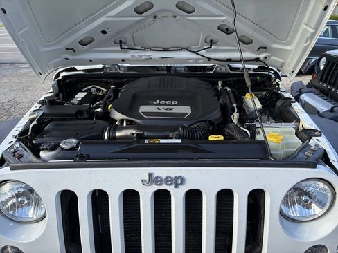 Used 2016 Jeep Wrangler Sport w/ Quick Order Package 24S AWD/4WD image 30