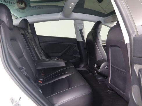 Used 2021 Tesla Model 3 Standard Range Plus RWD image 15