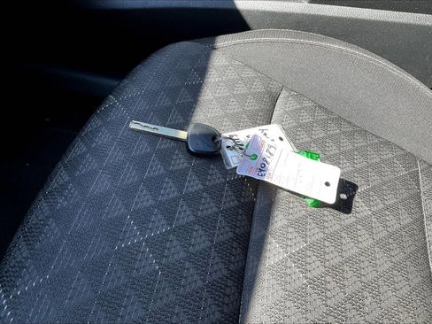 Used 2021 Kia Rio LX image 11