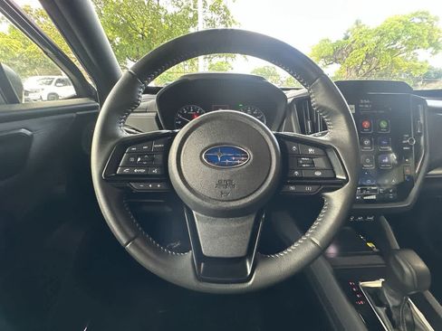 Used 2025 Subaru Forester Premium AWD/4WD image 15