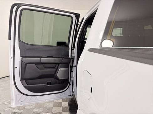 Certified 2024 Ford F150 Lariat image 12