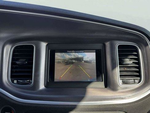 Used 2020 Dodge Charger SXT RWD image 27