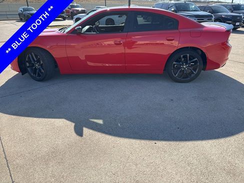 Used 2022 Dodge Charger SXT w/ Blacktop Package image 3