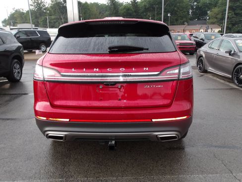 Used 2020 Lincoln Nautilus Reserve w/ Cargo Utility Package AWD/4WD image 6