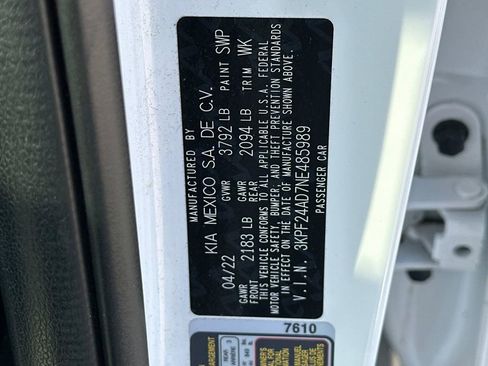 Used 2022 Kia Forte LXS image 27