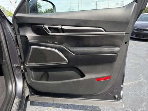 Used 2024 Kia Telluride S w/ S Sunroof Package FWD image 12