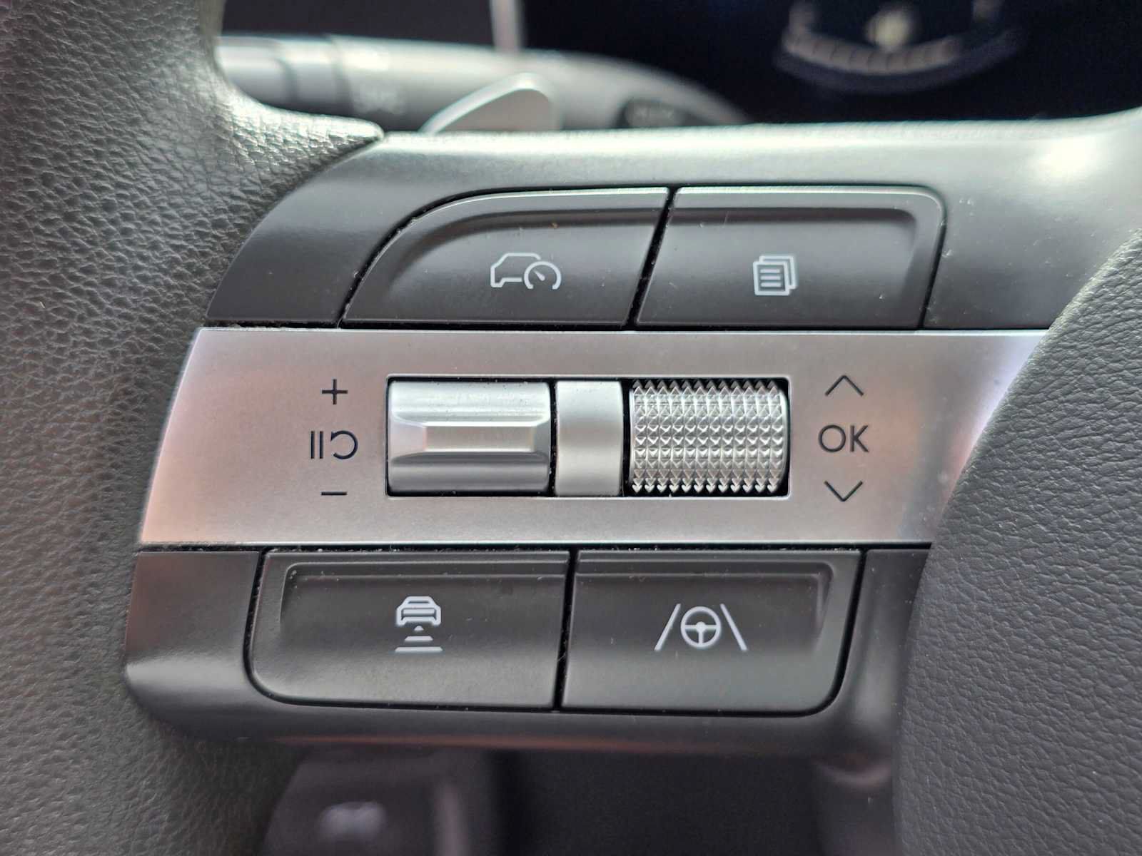 Used 2024 Hyundai Sonata SEL FWD image 31