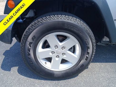Used 2018 Jeep Wrangler Unlimited Sport S AWD/4WD image 2