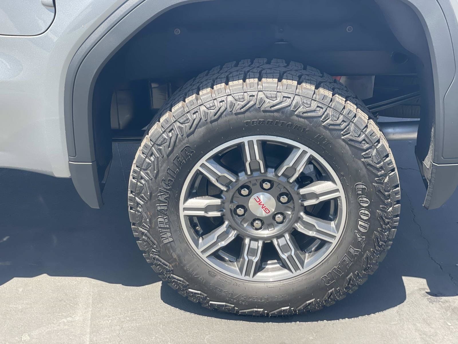 New 2026 GMC Sierra 1500 AT4 w/ AT4 Premium Package AWD/4WD image 30