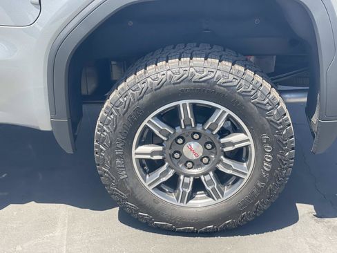 New 2026 GMC Sierra 1500 AT4 w/ AT4 Premium Package AWD/4WD image 30