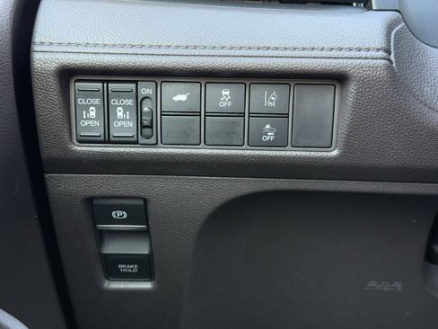 Used 2018 Honda Odyssey EX-L image 10