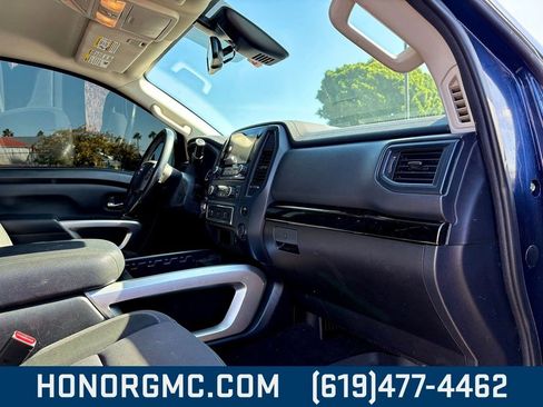 Used 2023 Nissan Titan SV w/ SV Convenience Package image 20
