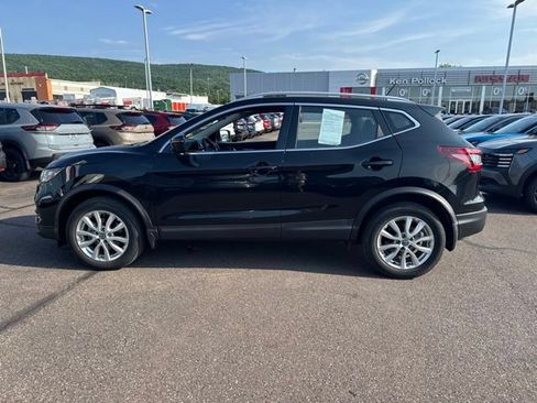 Certified 2022 Nissan Rogue Sport SV AWD/4WD image 8