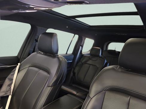 Certified 2024 Jeep Grand Cherokee L Limited w/ Luxury Tech Group II image 18