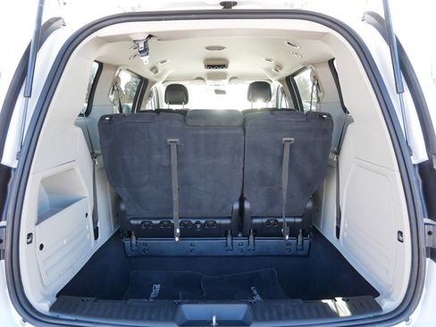 Used 2014 Dodge Grand Caravan SE w/ Quick Order Package 29E SE image 28