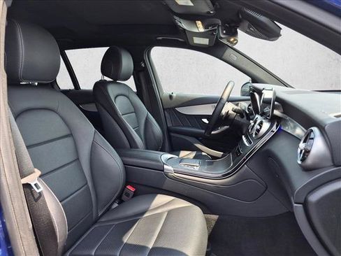 Used 2021 Mercedes-Benz GLC 300 4MATIC image 21