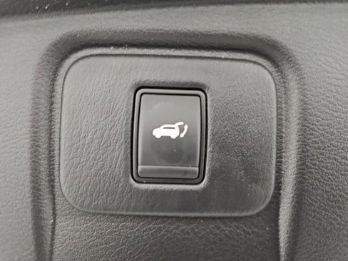 Used 2015 Nissan Murano Platinum w/ Platinum Technology Package AWD/4WD image 34