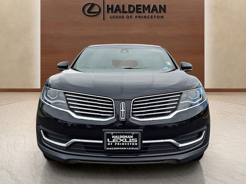Used 2018 Lincoln MKX Reserve w/ Driver Assistance Package AWD/4WD image 2