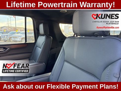Used 2025 GMC Yukon XL Denali AWD/4WD image 36
