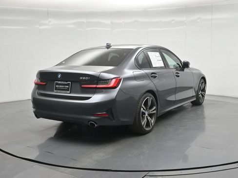 Used 2021 BMW 330i Sedan w/ Convenience Package RWD image 26