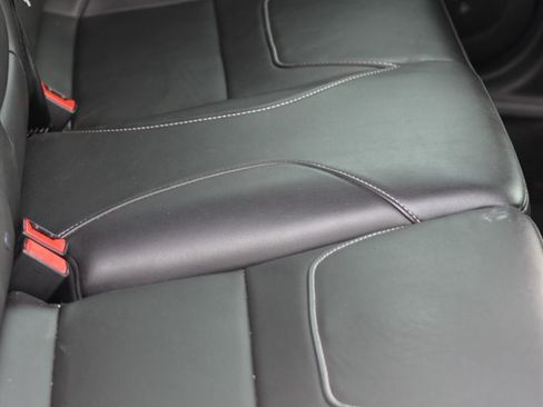 Used 2018 Ford Focus ST w/ Equipment Group 402A image 13