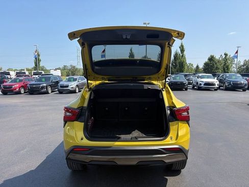Used 2024 Chevrolet Trax ACTIV w/ Driver Confidence Package FWD image 16