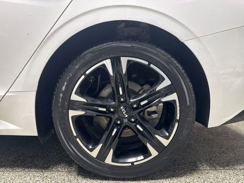 Used 2024 Kia K5 GT-Line w/ GT-Line Premium Package image 17