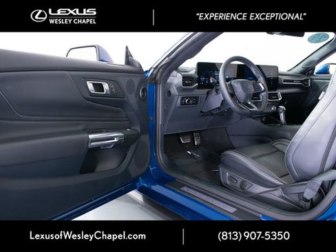 Used 2024 Ford Mustang GT Premium RWD image 18