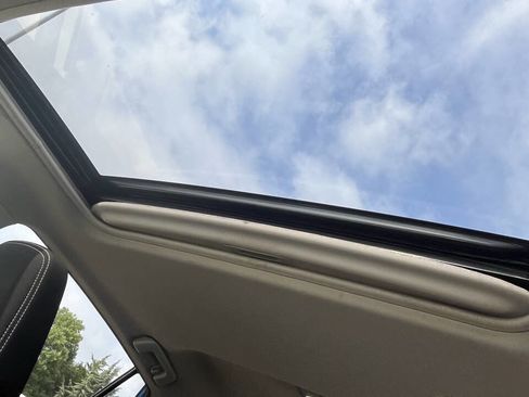 Used 2016 Toyota RAV4 XLE image 15