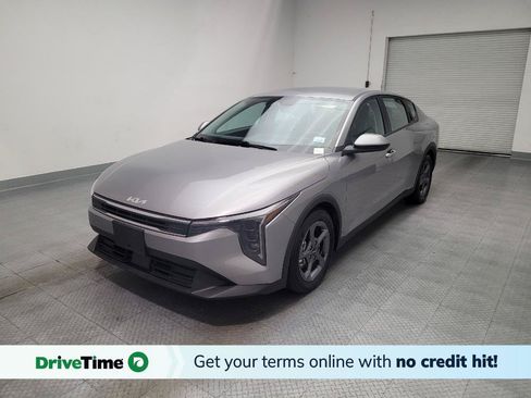 Used 2025 Kia K4 FWD image 1