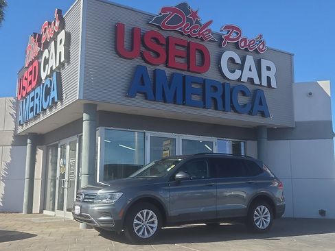 Used 2020 Volkswagen Tiguan S image 1